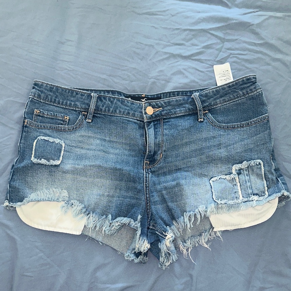 Hollister Denim Frayed Women Low-Rise Shorts